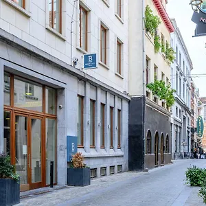 Lägenhetshotell B-aparthotel Grand Place ****